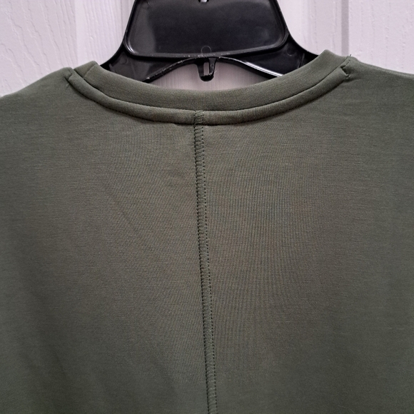 NWT Up! Long Sleeved Top Soft Tencel Green Women's Size Small Crewneck - Picture 13 of 14